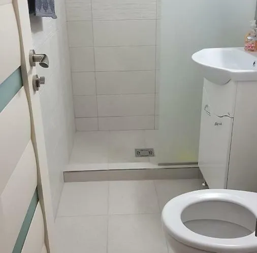 Eden 부쿠레슈티